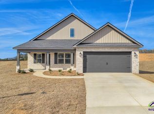 118 Early Dr, Byron, GA 31008