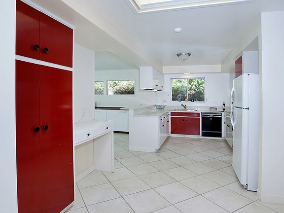 2nd image of 1 Carmel Dr