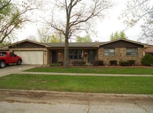 630 Cheyenne St, Lowell, IN 46356