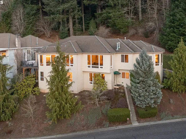 9644 SE Westview Ct, Happy Valley, OR 97086