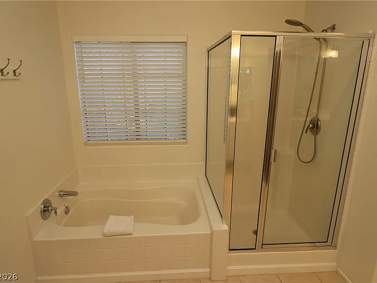 1417 Danielle Rebecca Ave — Photo 19