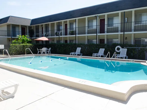 Chateau Apartments, 3315 W Horatio St APT 104, Tampa, FL 33609