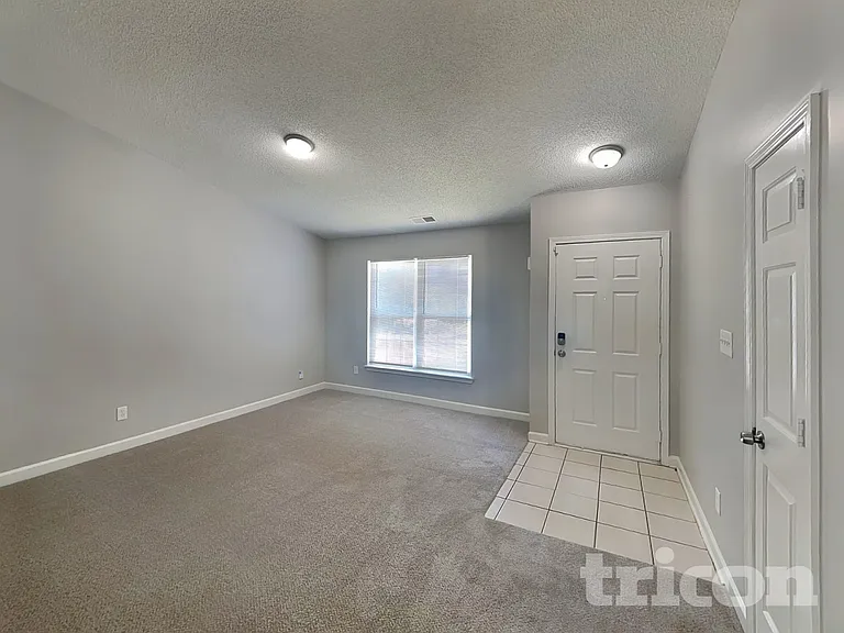 7117 Red Bud Cir — Photo 14