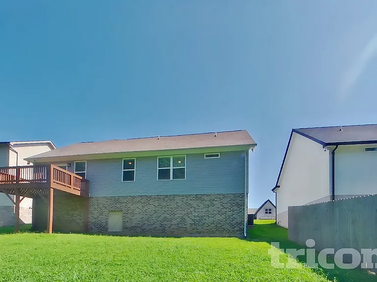 341 Green Hills Dr — Photo 13