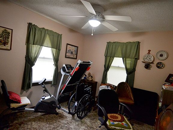 2nd image of 1506 Cottage Lane Ave