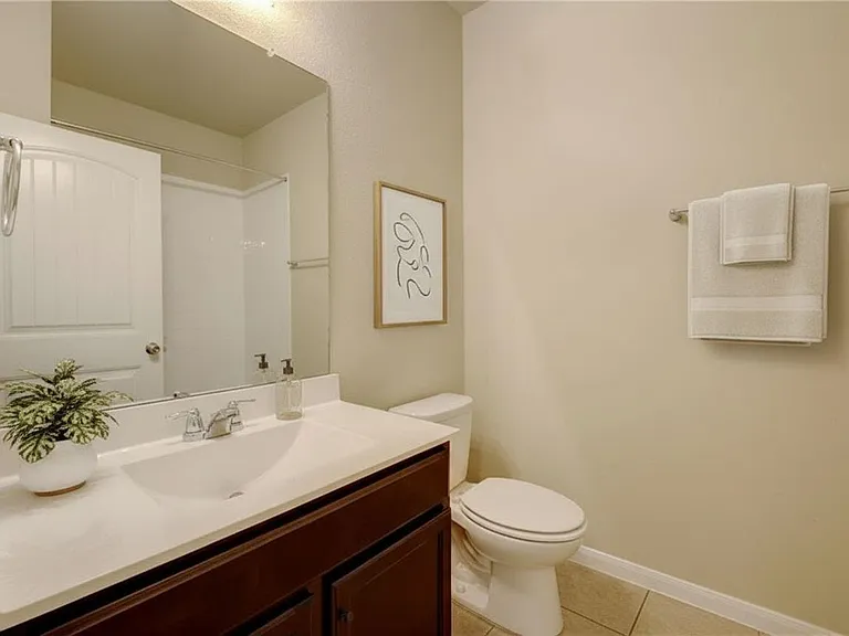 9714 Baden Ln — Photo 17