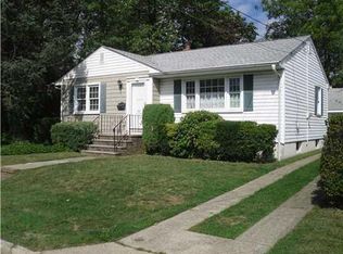 118 Fay St, Edison, NJ 08837