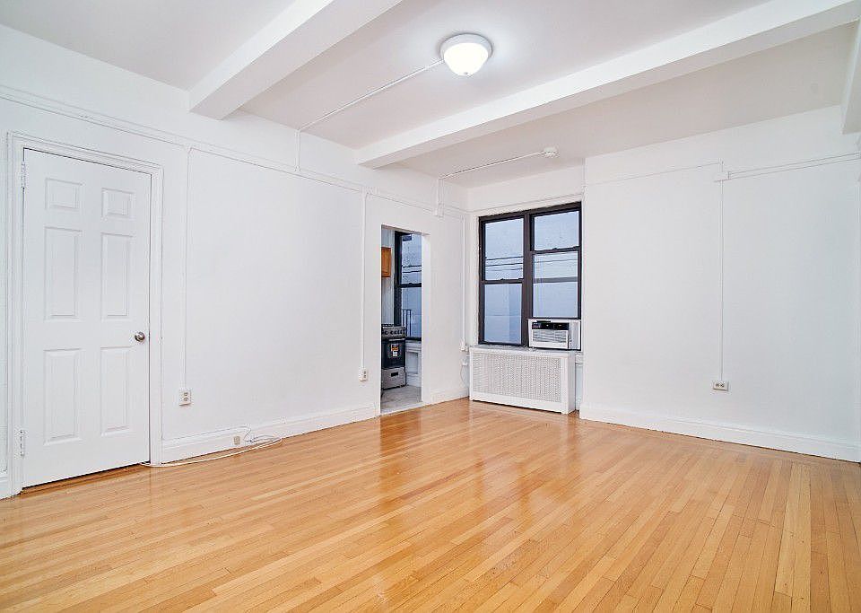 1st image of 135 E 50th St APT 7F