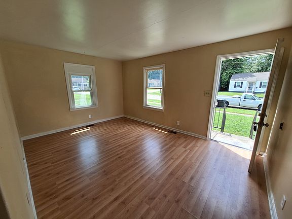 2nd image of 3007 Penway Ave