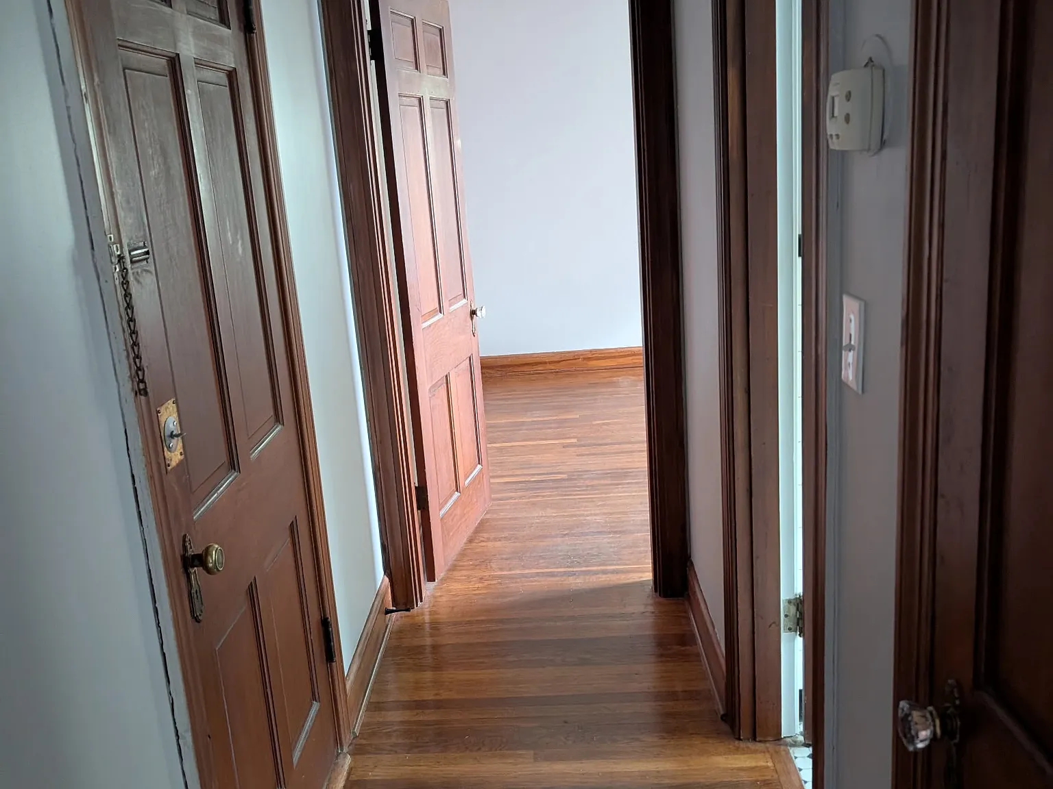 1 bed, $1,200 — Photo 4