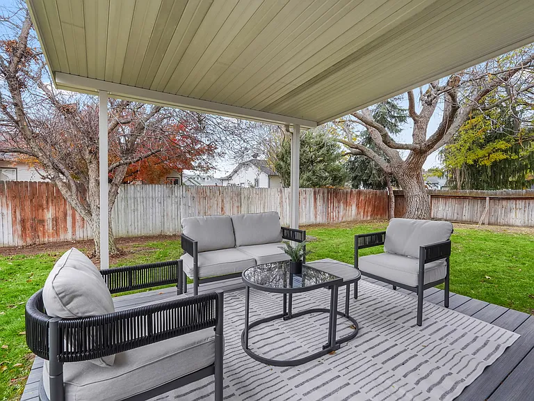 2955 W Stephanie Ct — Photo 44