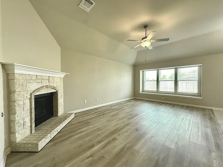 5977 Malta Cir — Photo 6