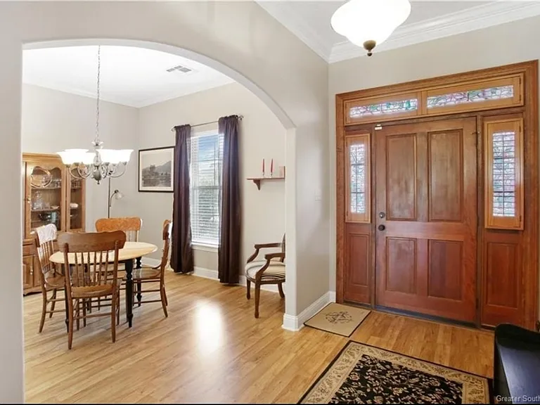 5723 W Kayleigh Ln — Photo 2
