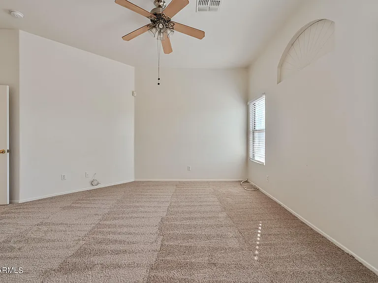 2607 E Anderson Dr — Photo 18