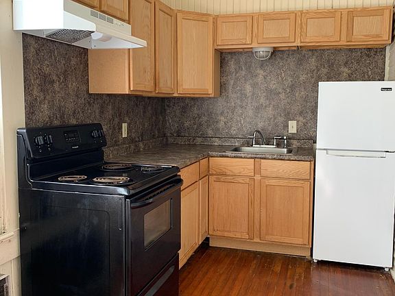 4th image of 2128 Orange St