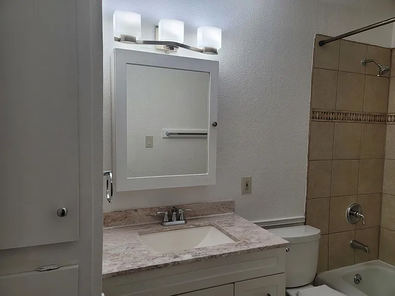 2308 Barton Village Cir #102 — Photo 12