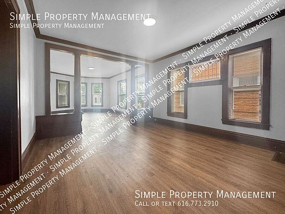 5th image of 612 Michigan St NE #2