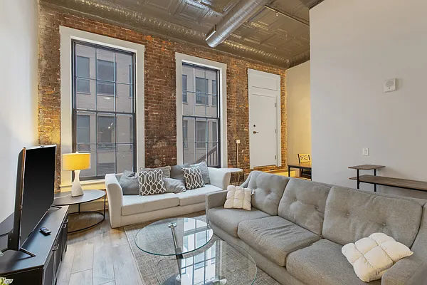 321 S Salina St #203 — Photo 18