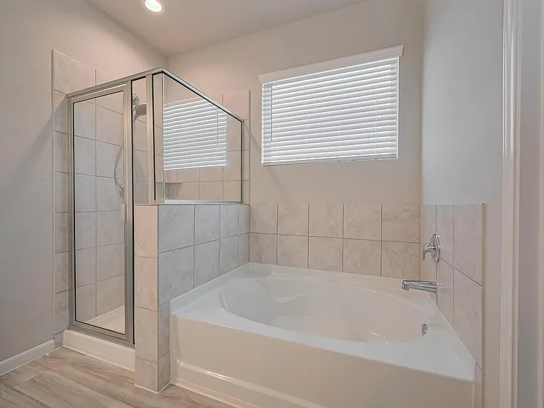 101 Eliana Shores Dr — Photo 18