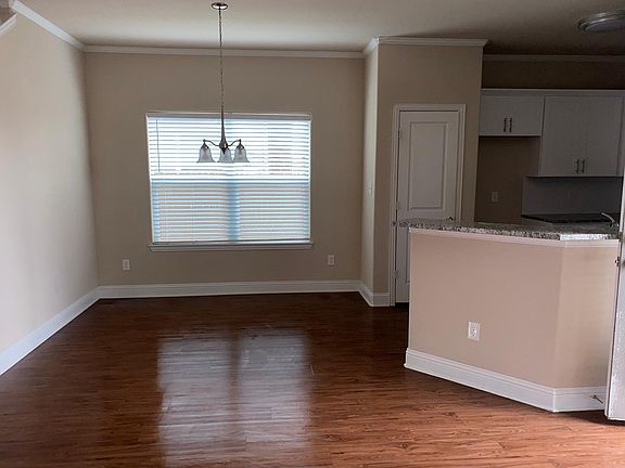 5th image of 268A Castleridge Dr #A