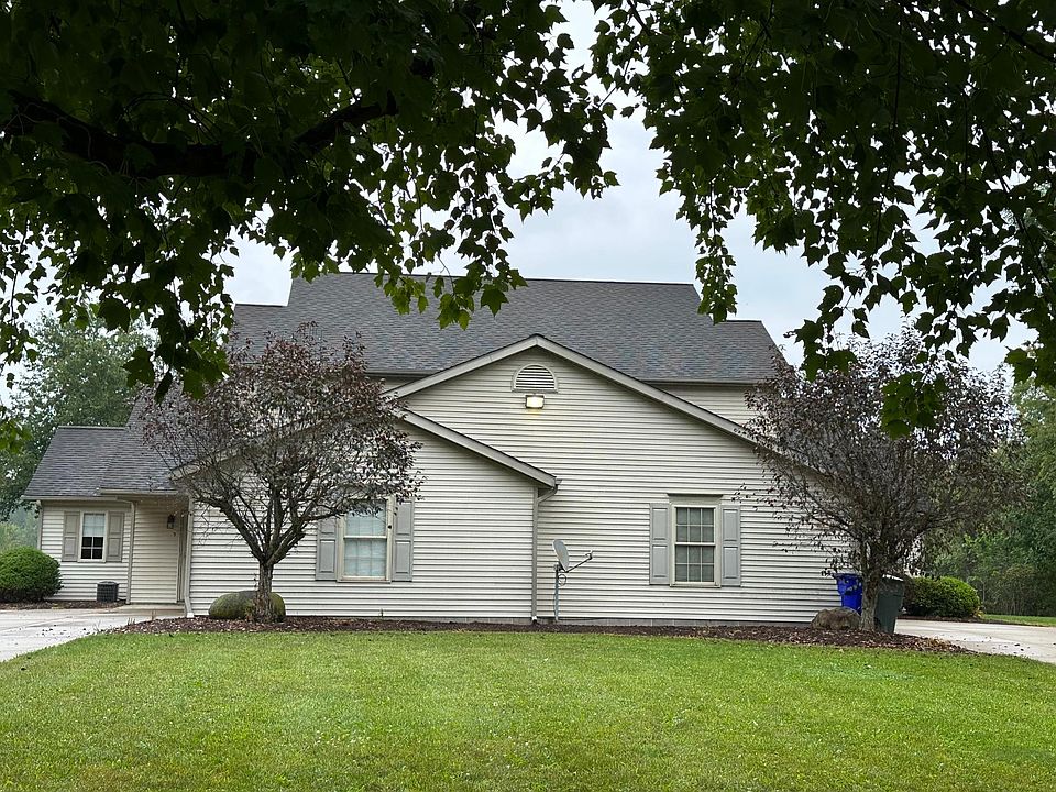 1st image of 8940 Emily Ct