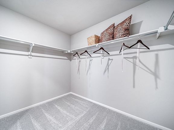 Primary closet of Triumph floorplan