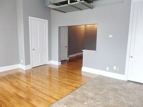 5th image of 17 E Court St APT 22