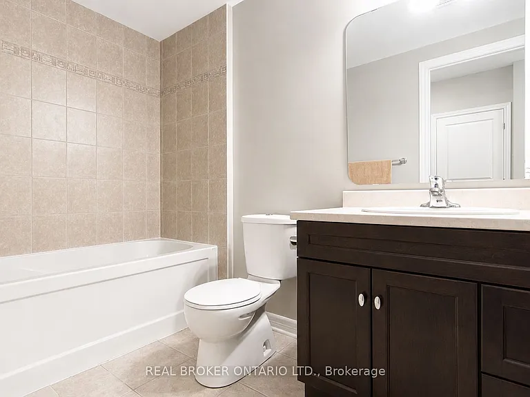 43 Claridge Dr — Photo 27