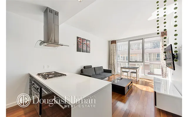 Rented by Douglas Elliman | media 21