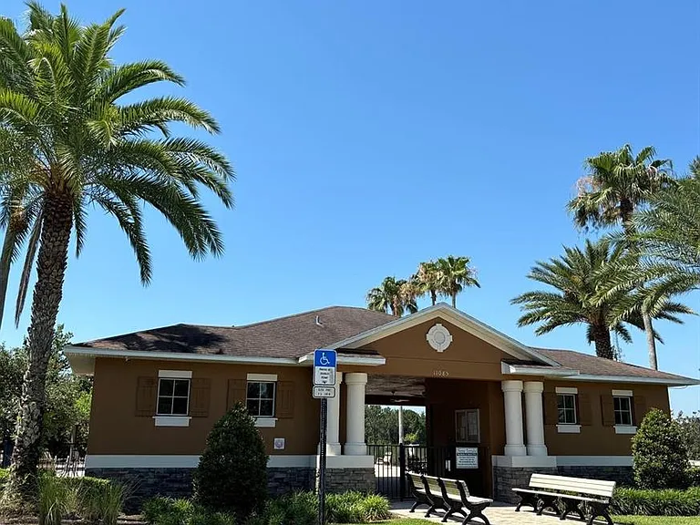10797 Savannah Landing Cir — Photo 20