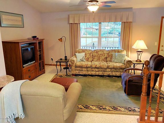 4th image of 2141 Northside Dr