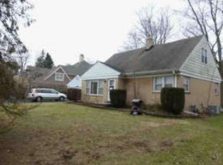 732 N Forrest Ave, Arlington Heights, IL 60004