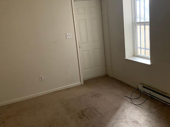2nd image of 1802 W Montgomery Ave #1