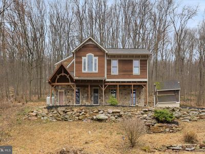 352 Berry Mountain Rd, Millersburg, PA, 17061