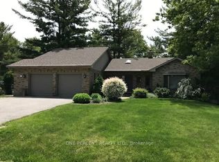 39 Pooles Rd, Springwater, ON L9X0P4