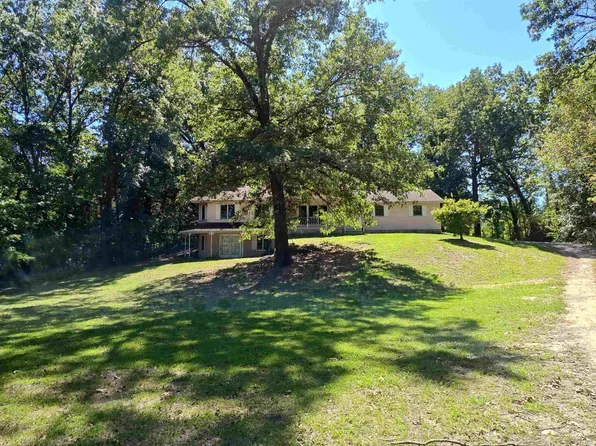 5701 E 200 S, Knox, IN 46534