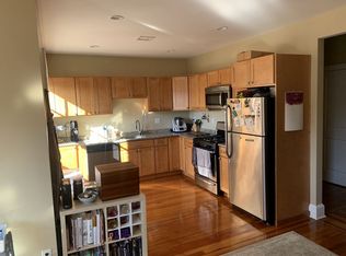 50 Magazine St #2F, Cambridge, MA 02139