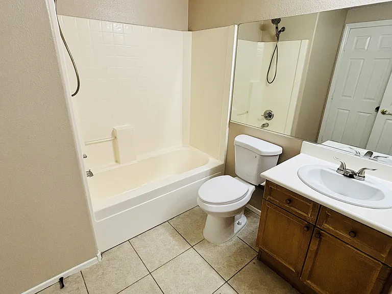 9321 Dorrell Ln — Photo 4