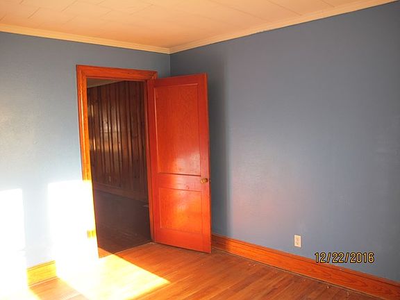 4th image of 2067 Montague Avenue Ext