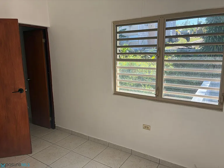 - Camino De Cuchillas, Moca Pr 4/3 — Photo 23