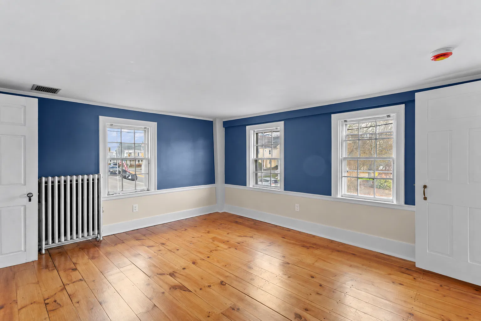 2 bed, 1225 sqft, $2,300 — Photo 4