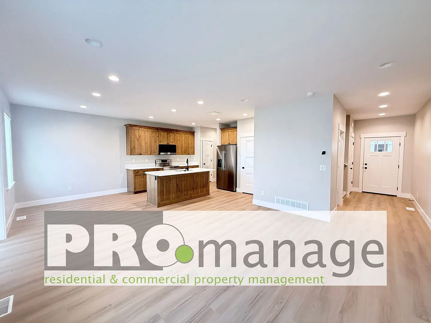 *NEW* Townhome with attached garage — Photo 4
