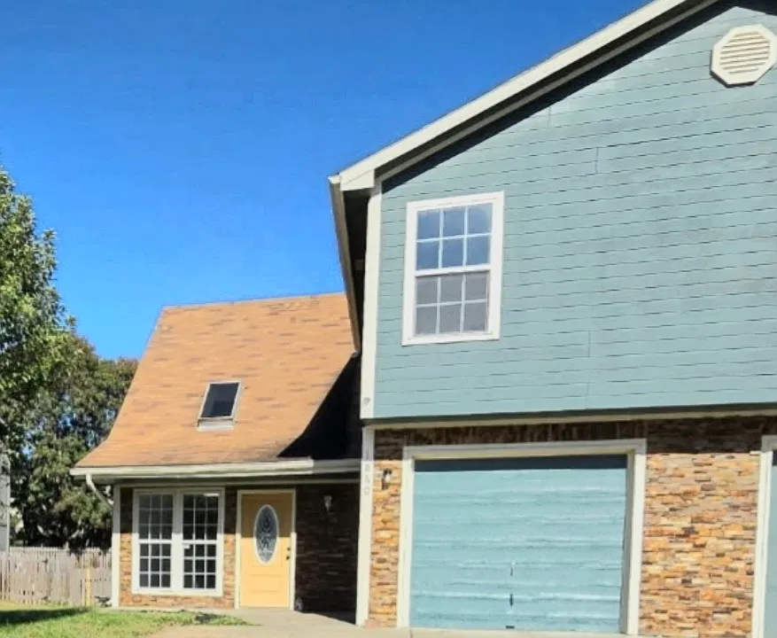 1860 Kingbird Ln