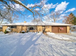 912 Halstead Blvd, Jackson, MI 49203