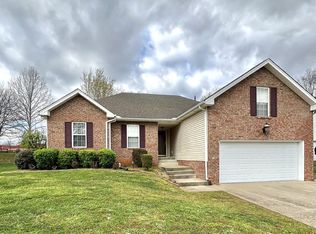 3427 Poplar Hl, Clarksville, TN 37043