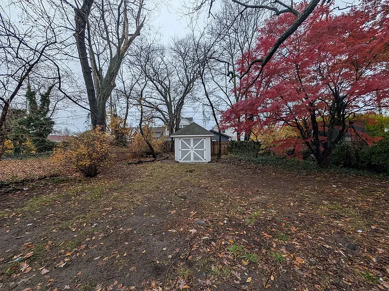 822 Prospect Ave — Photo 4