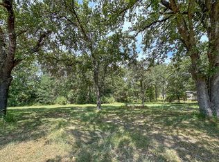 33 Lost Forest Rd #A, Mabank, TX 75156