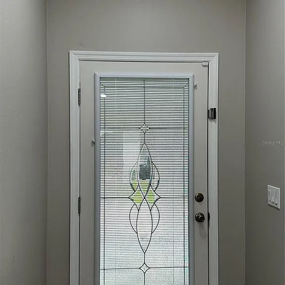 1229 Allendale Dr — Photo 3