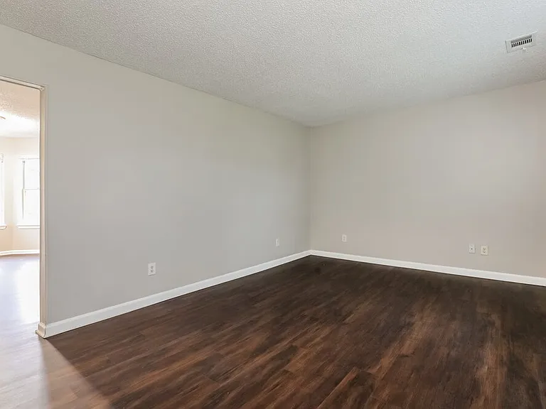 1367 Misty Ridge Ct — Photo 9