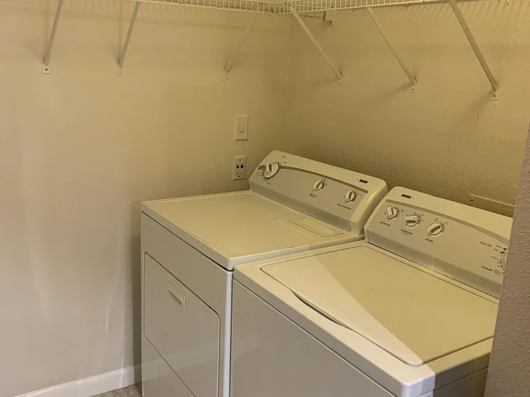268 Alexandra Dr #12 — Photo 12